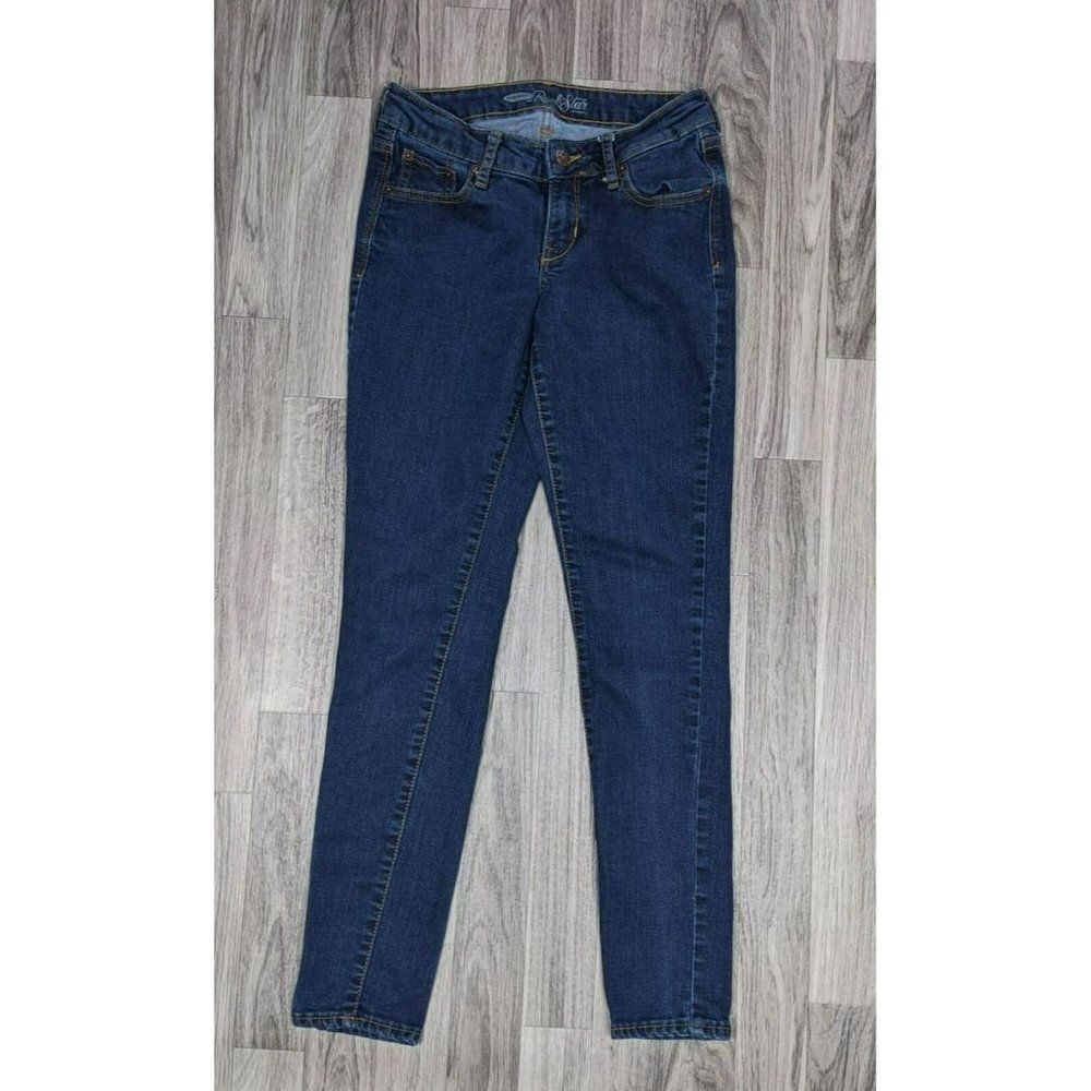 Old Navy Size 2 Regular Rockstar Skinny Medium Wash Denim Blue Jeans